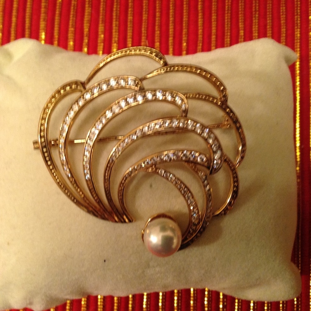 Pretty Pearl and CZ Brooch